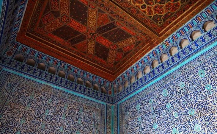 Таш-Хаули — роскошный дворец ханов Хивы, который стоит увидеть в туре по Узбекистану